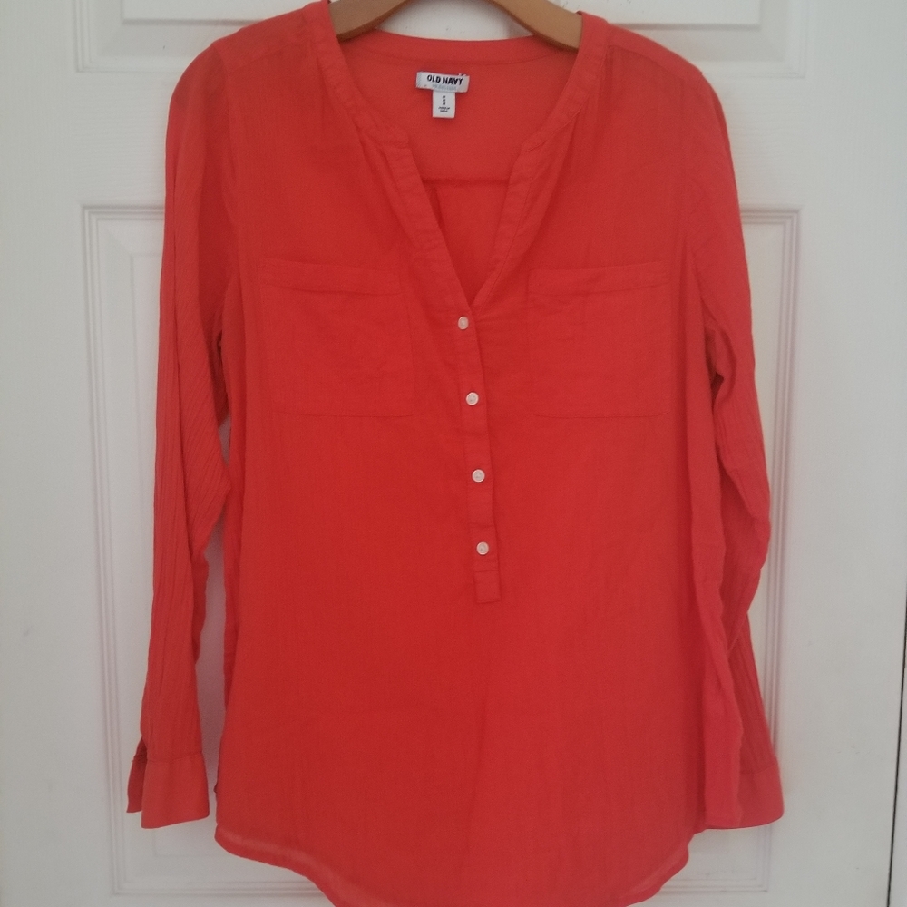 Old Navy top